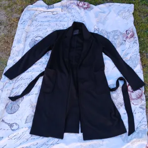 Amisu Crni Kardigan/Mantil M