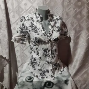 Lagana kosulja kratkih rukava sa printom cveca pamuk S