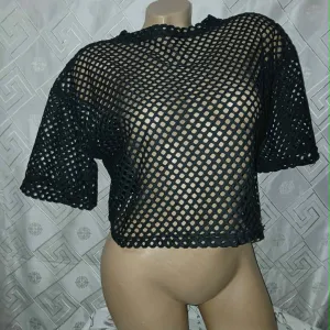 Crop crna mrezasta bluza L