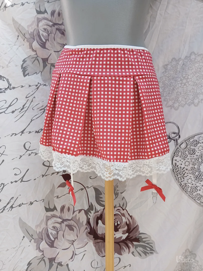 Sexy karirana suknjica sa cipkom i dva haltera S