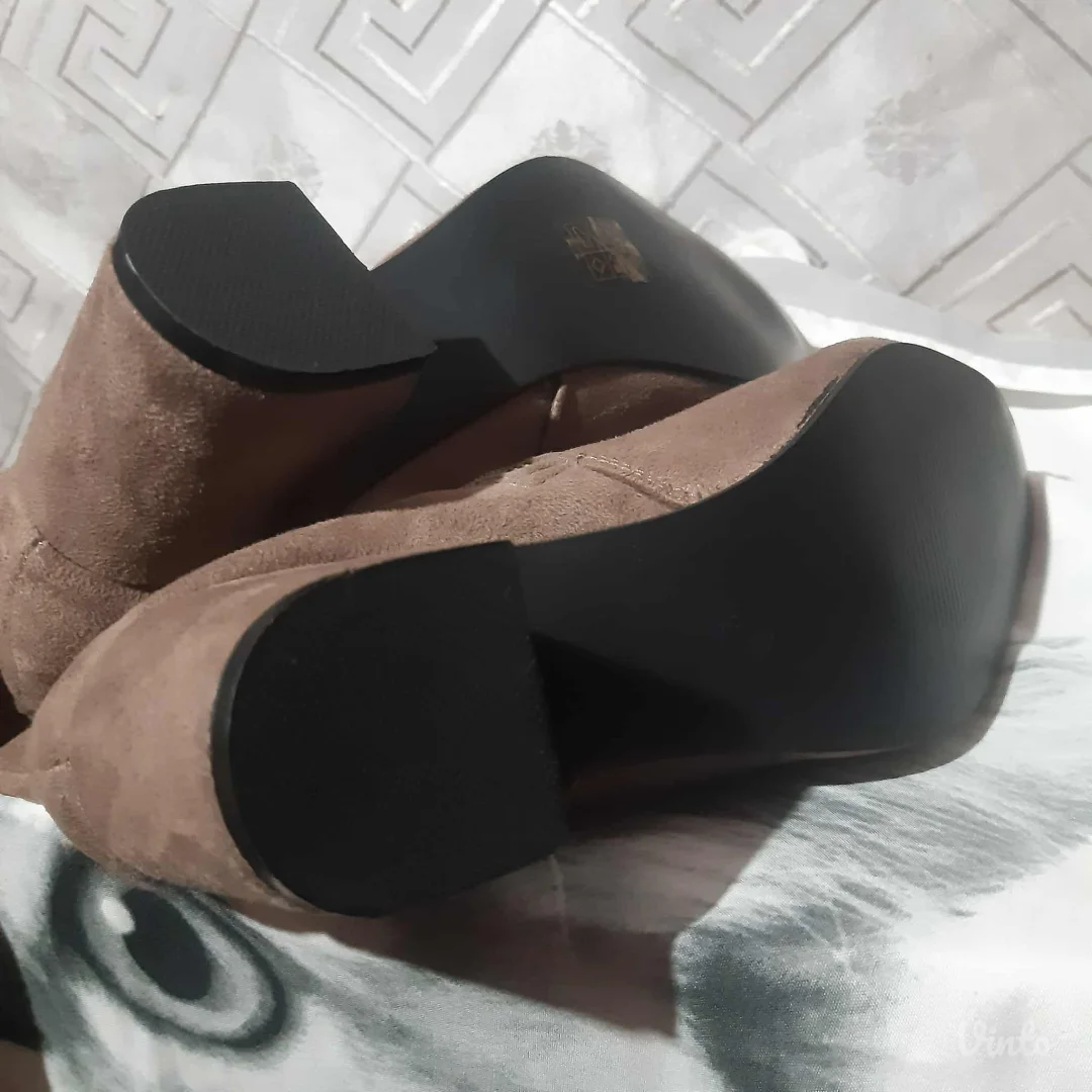 Krem/Braon cizme iznad kolena 39