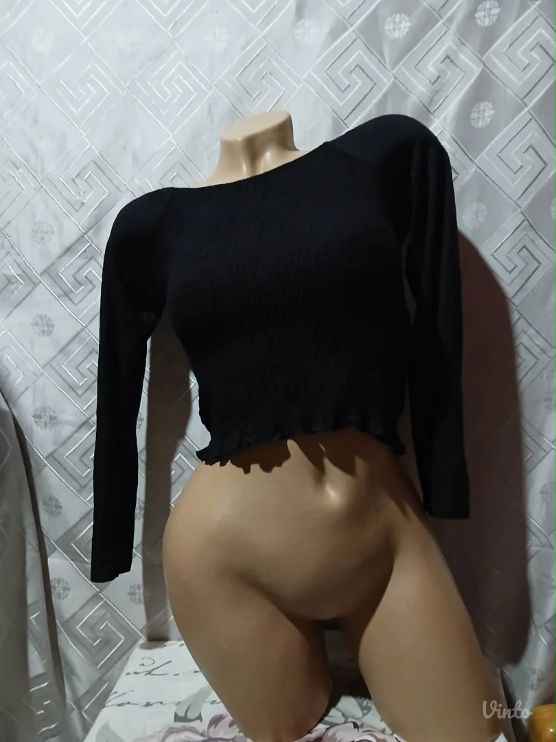 Crni Crop Top S
