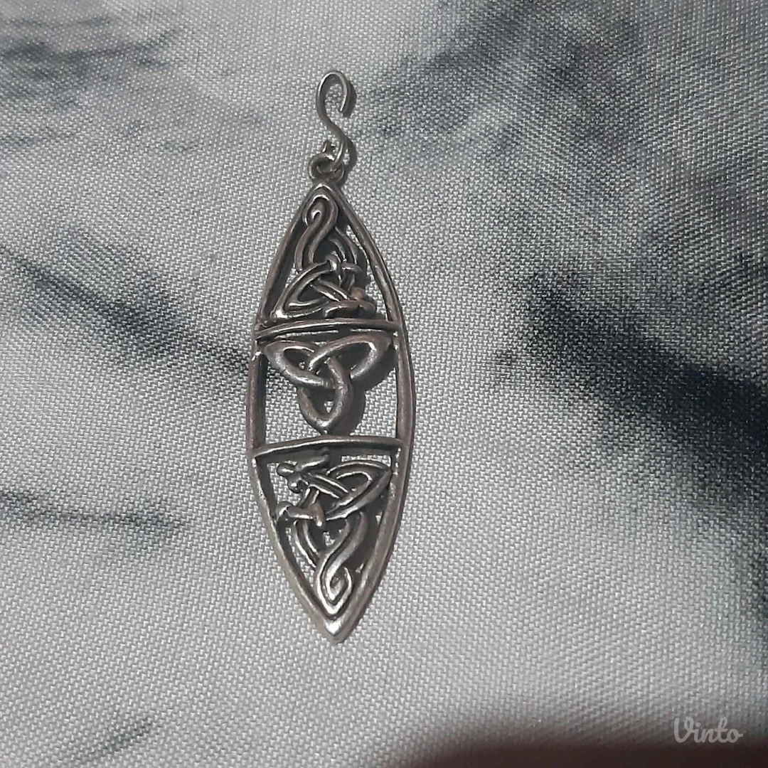 Goth privezak srebro