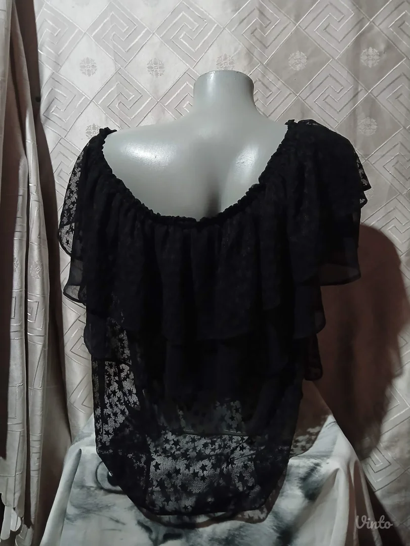 Zara basic leprsava bluza til/zvezdice L