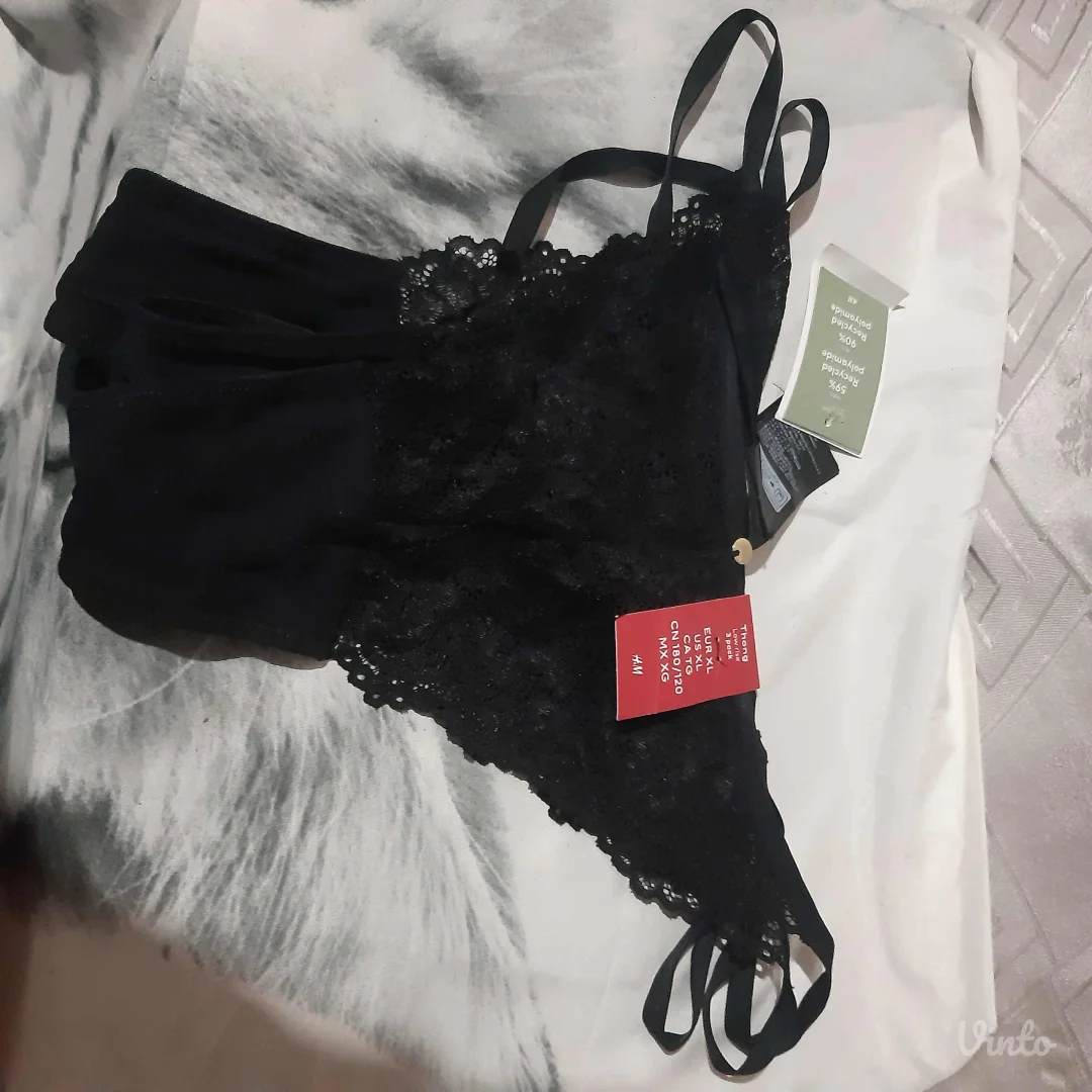 Nove H&M Crne cipkaste tanga gacice 3 komada XL
