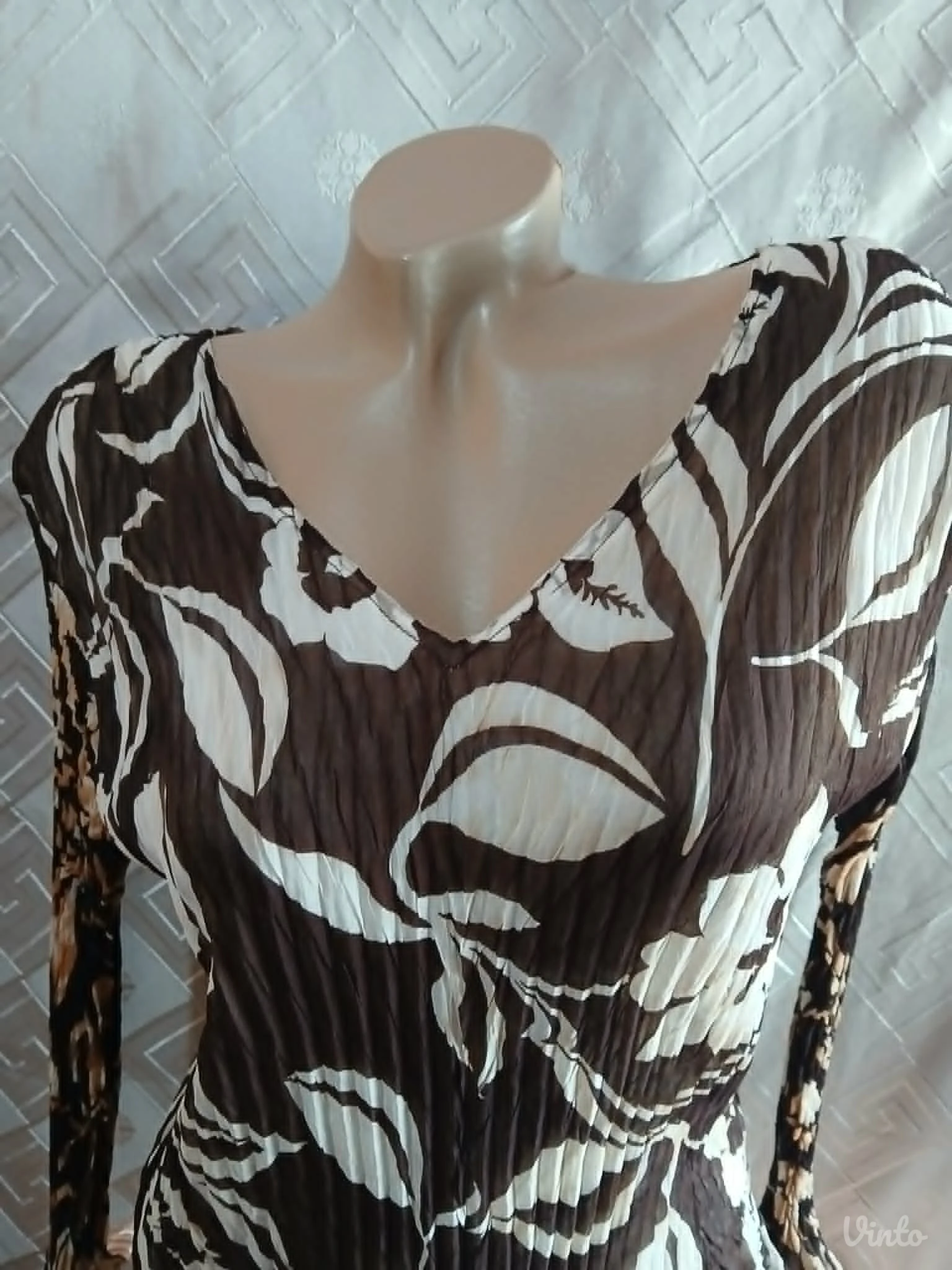 Retro zanimljiva bluza M