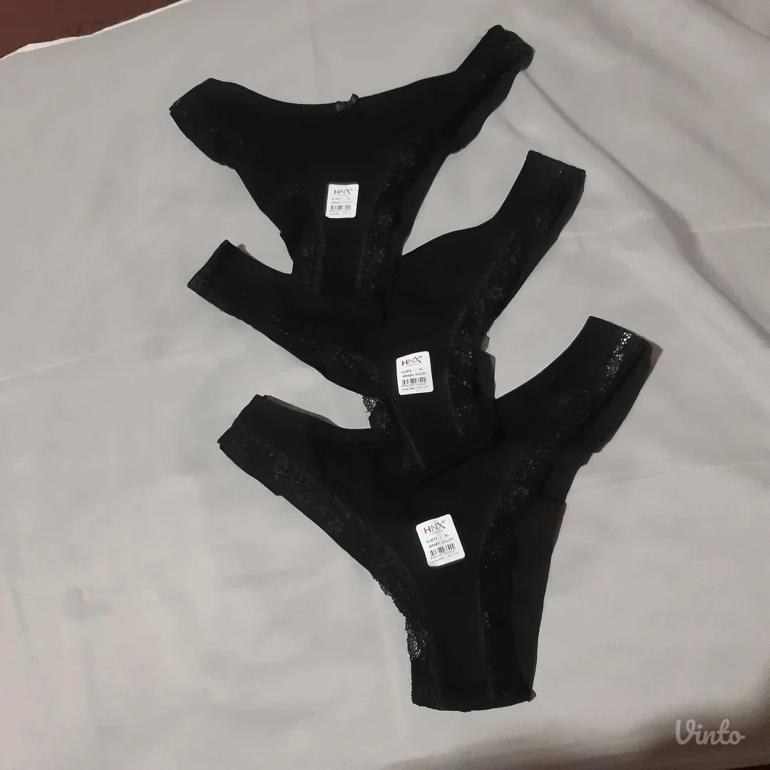 3 komada crnih gacica M Novo