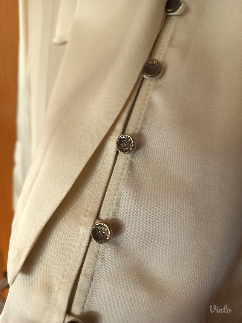 Zara satenska košulja sa mašnom