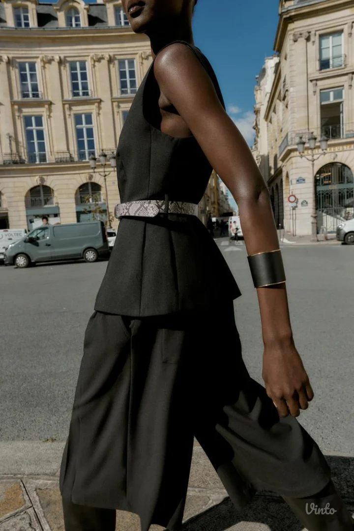 Zara prsluk sa kaišem