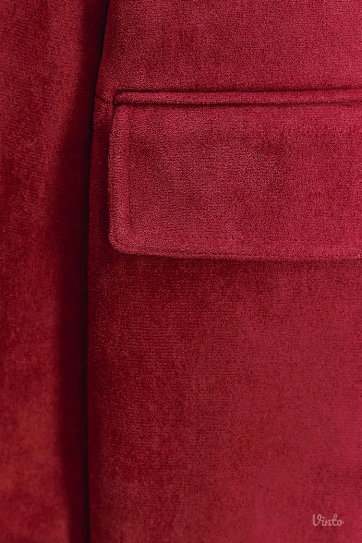 Zara lagani kaput prevrnuta koža