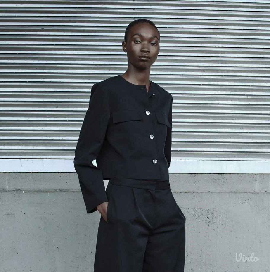 Zara sako sa metalnim dugmićima