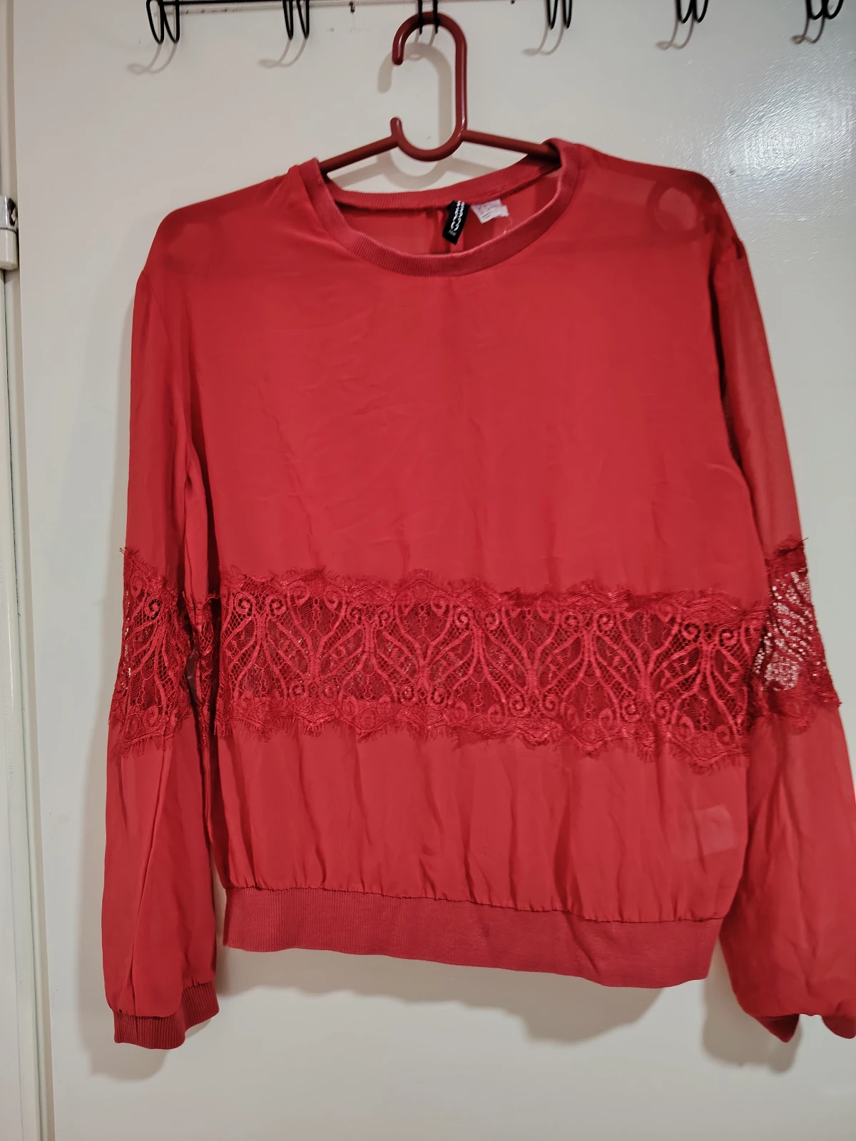 H&M bluza sa čipkom