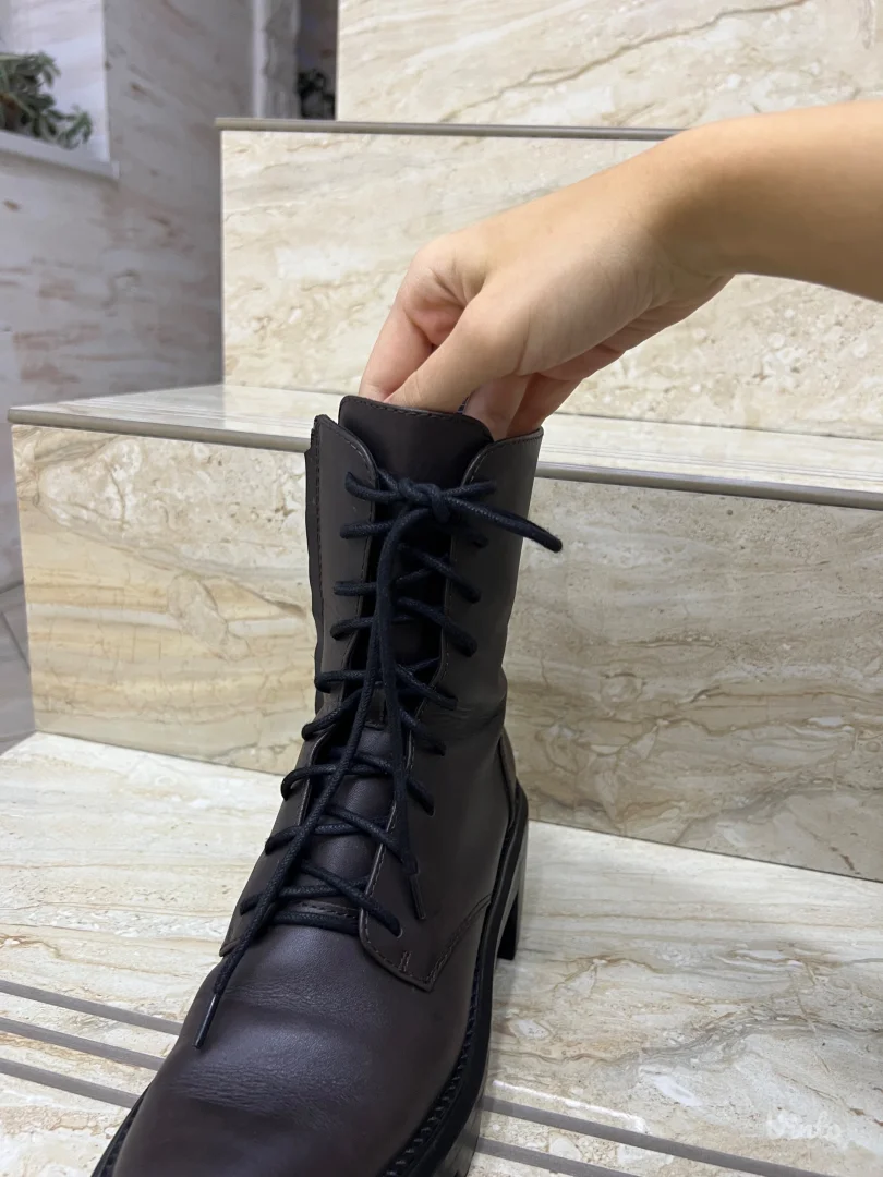 Massimo Dutti kozne cizme