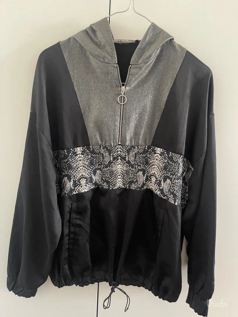 Duks sa kapuljacom zara