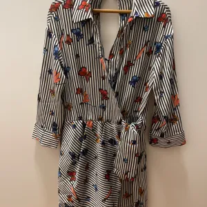 Haljina/kombinezon zara