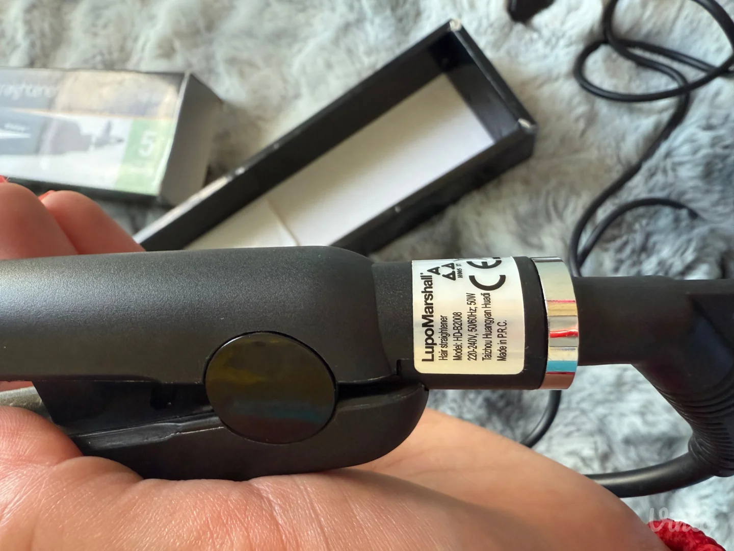 LupoMarshall pegla za kosu