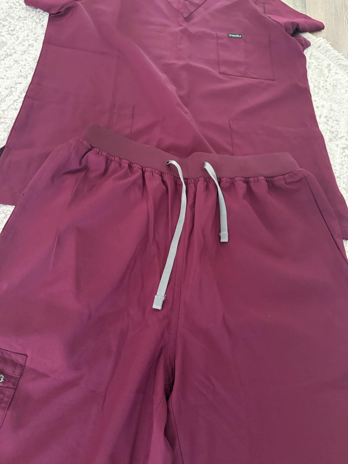Bordo medicinska uniforma