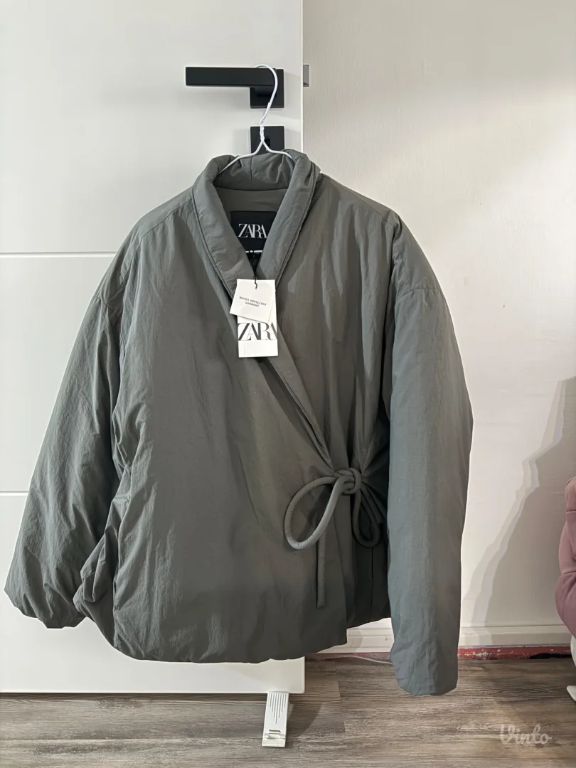 Zara-jakna SNIZENO