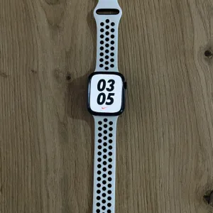 Apple watch 5