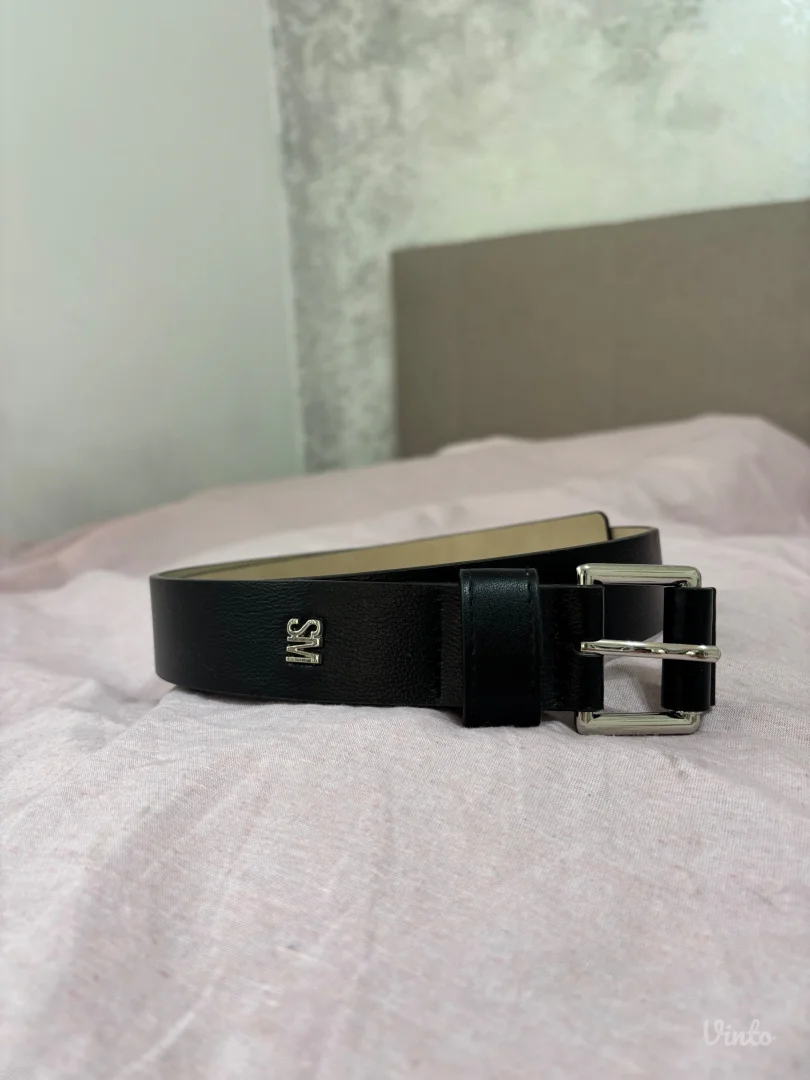 Steve Madden original crni kaiš – minimalistički