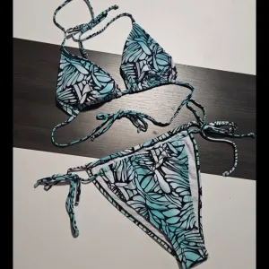 Kupaci kostim komplet