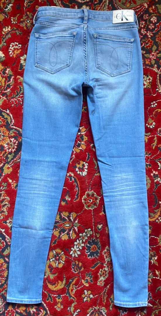 Calvin Klein farmerice w25