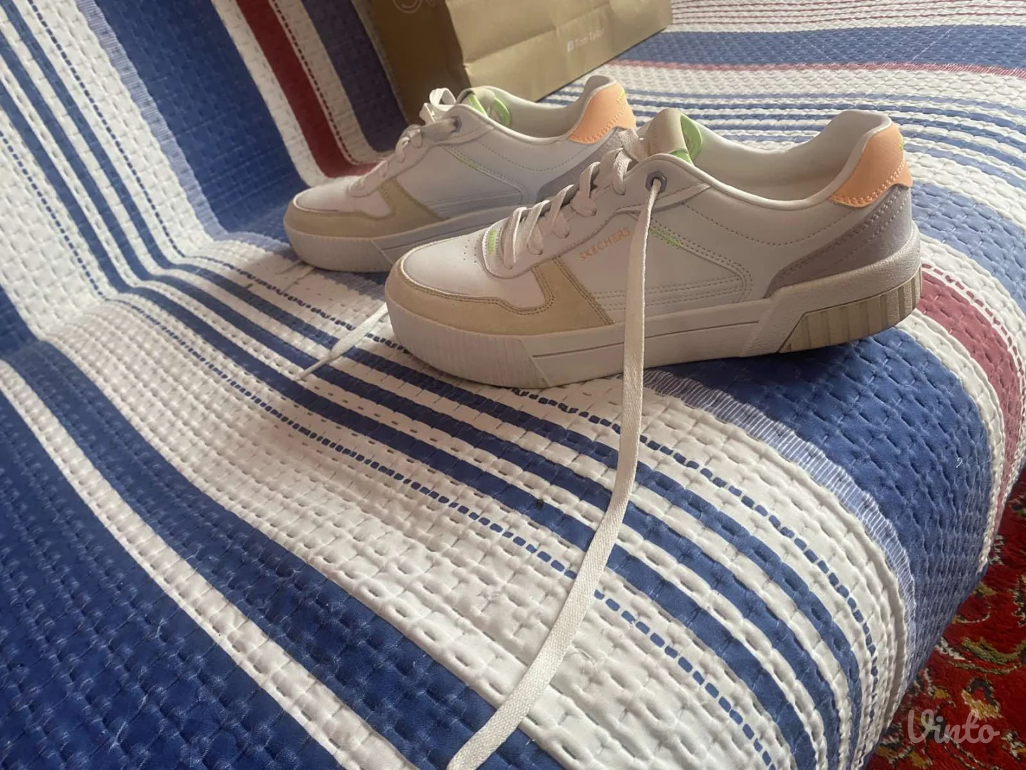 Skechers patike 38,5