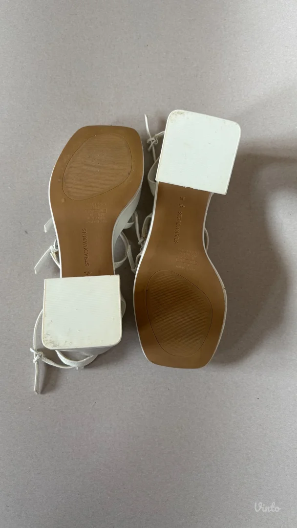 Stradivarius sandale