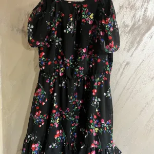 Lc waikiki haljina