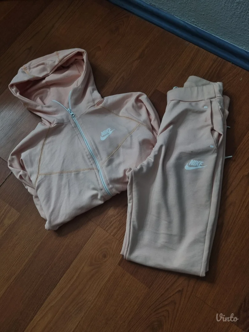 Nike komplet trenerka S
