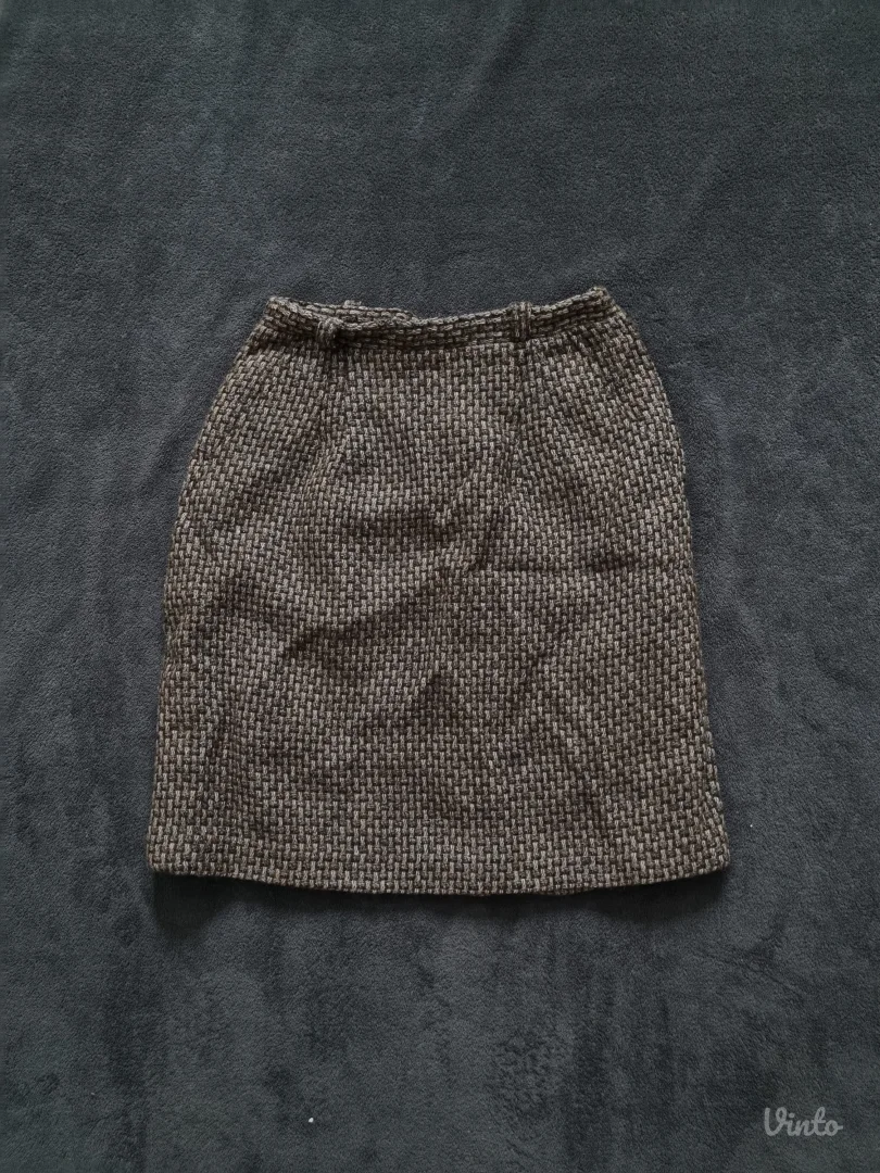 Zimska vunena suknjica S