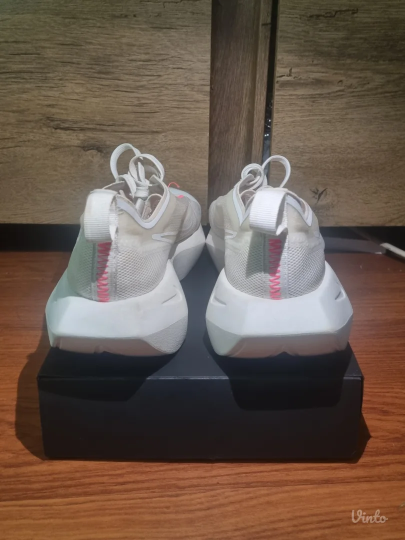 Zenske patike za trening Nike br.38.5