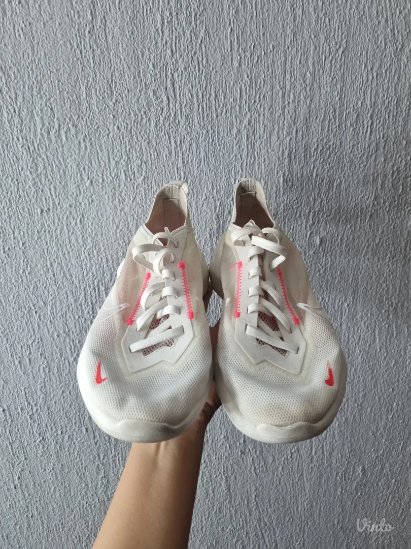 Zenske patike Nike br.38.5