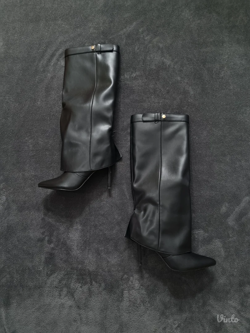 Viralne cizme na stiklu br.39