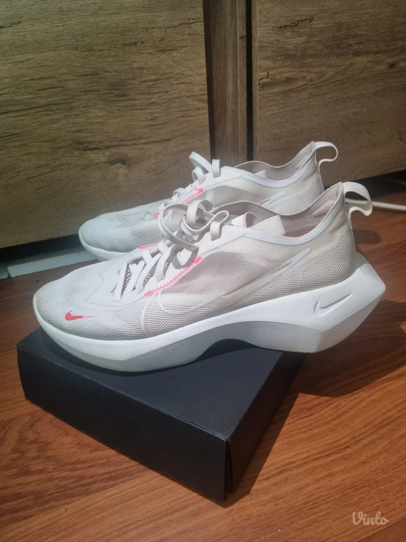 Zenske patike za trening Nike br.38.5