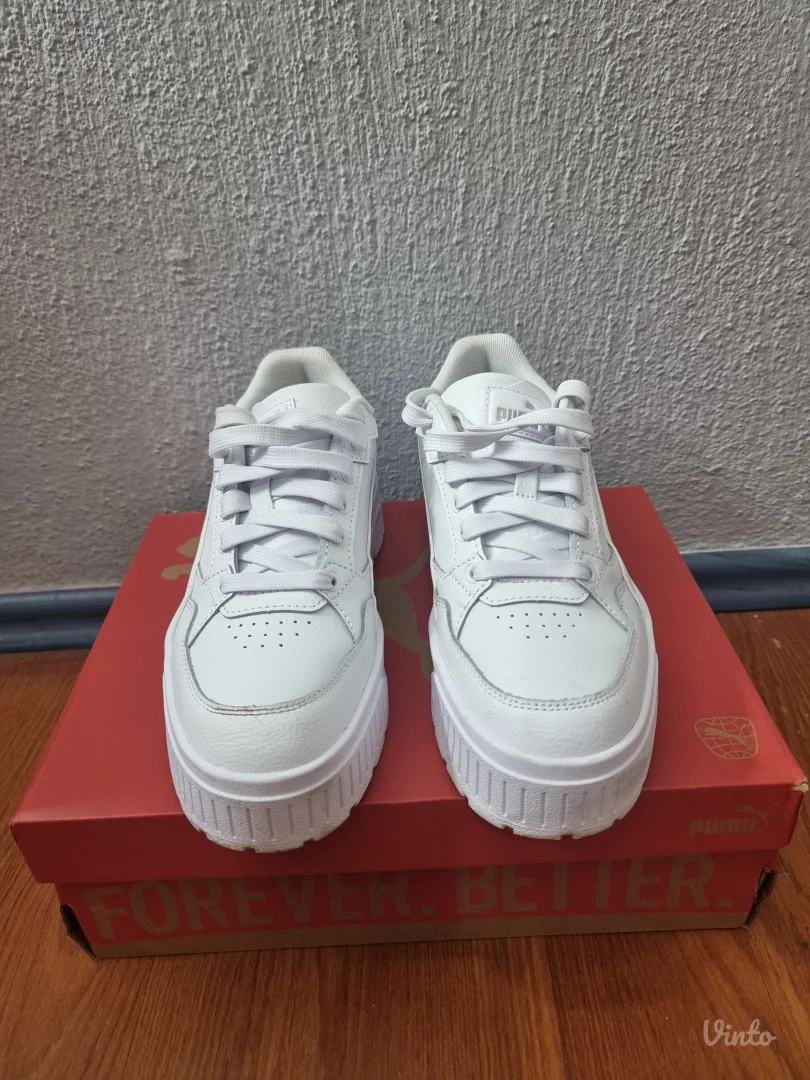 Puma Carmen II zenske patike br.39