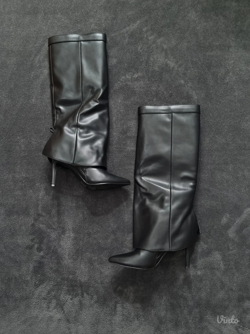 Cizme na stiklu br.39