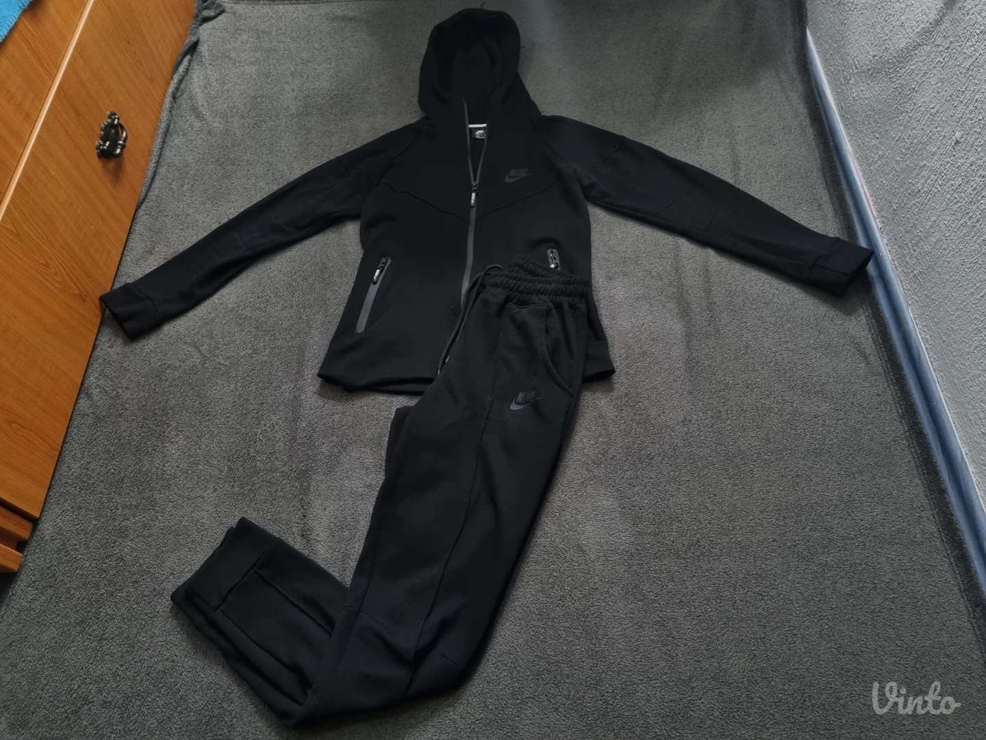 Nike komplet zenska trenerka S