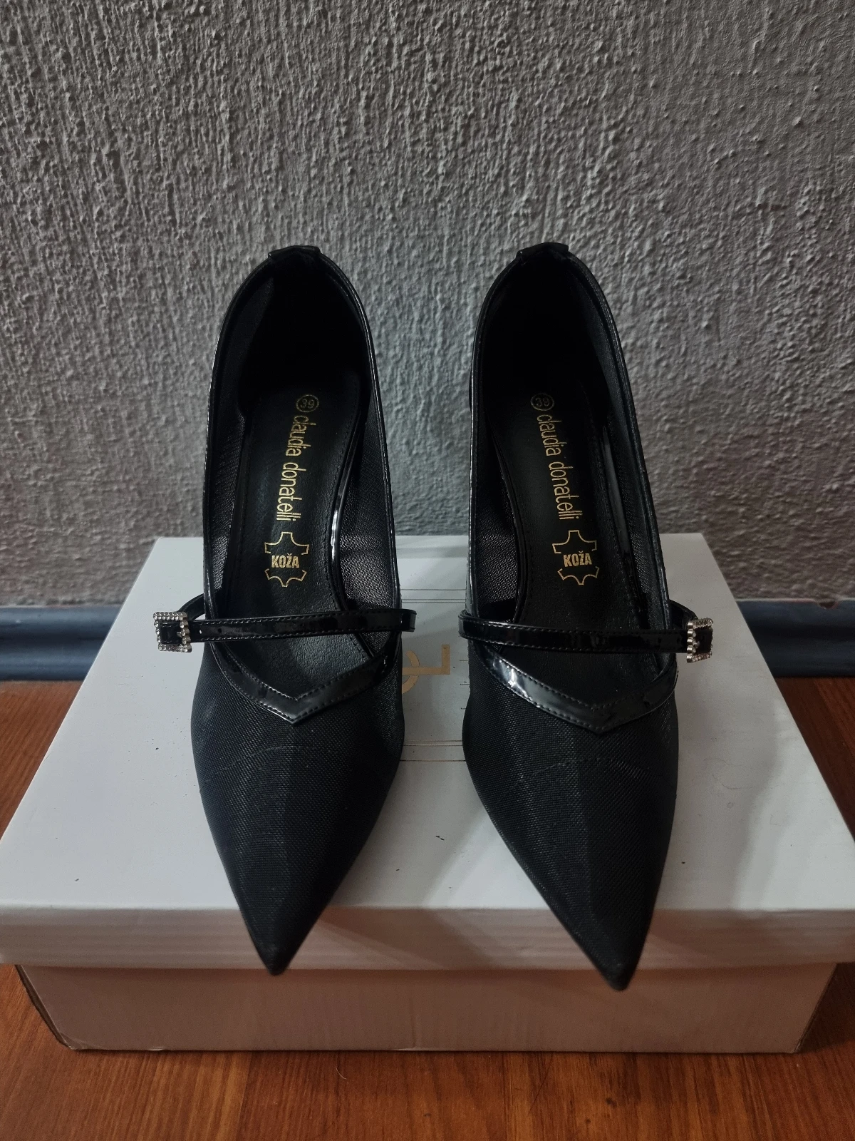 Elegantne stikle salonke br.39