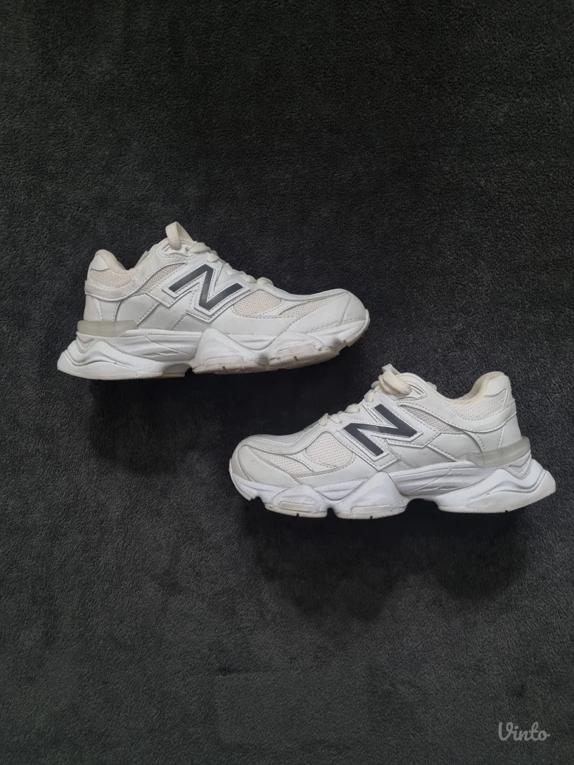 New Balance 9060 zenske patike br.39