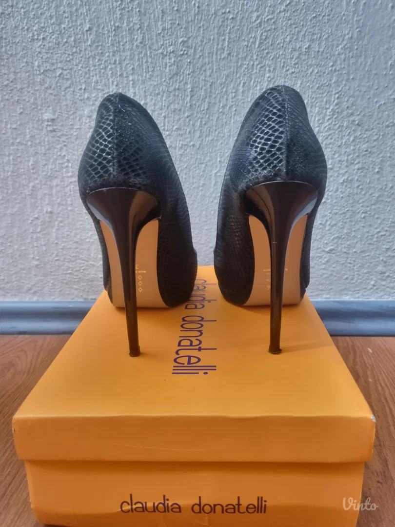 Elegantne crne salonke br.39