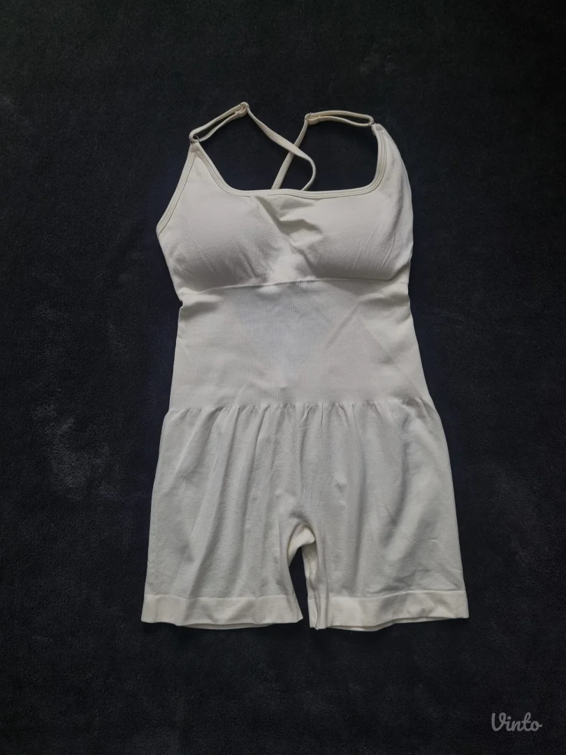 Kratki sportski kombinezon M