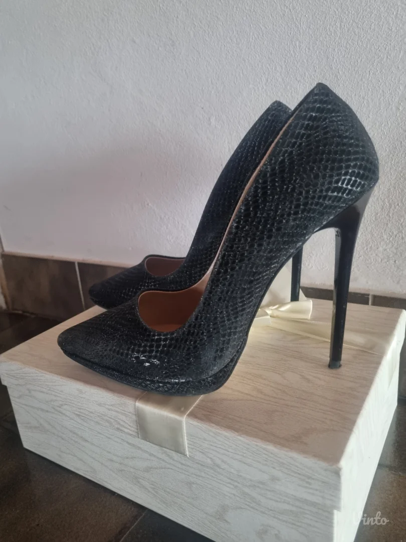 Elegantne kroko salonke br.39