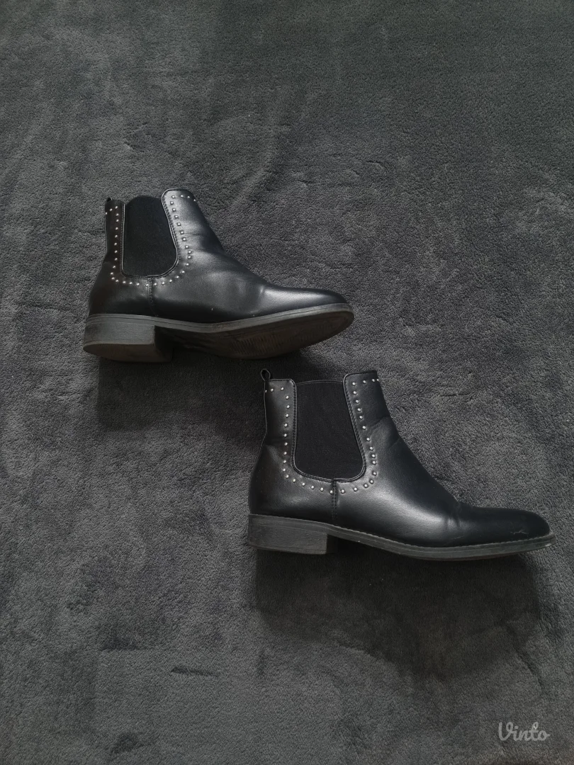 Zenske ravne cipele br.39