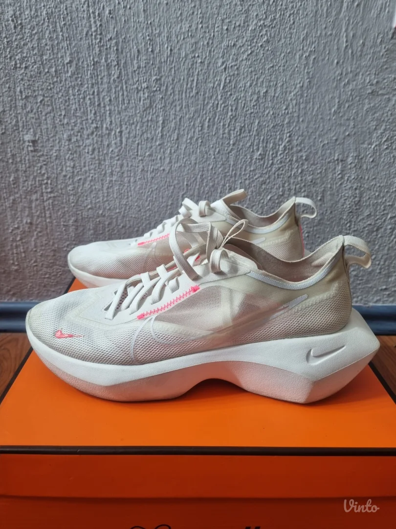 Zenske patike Nike Vista Lite br.38.5