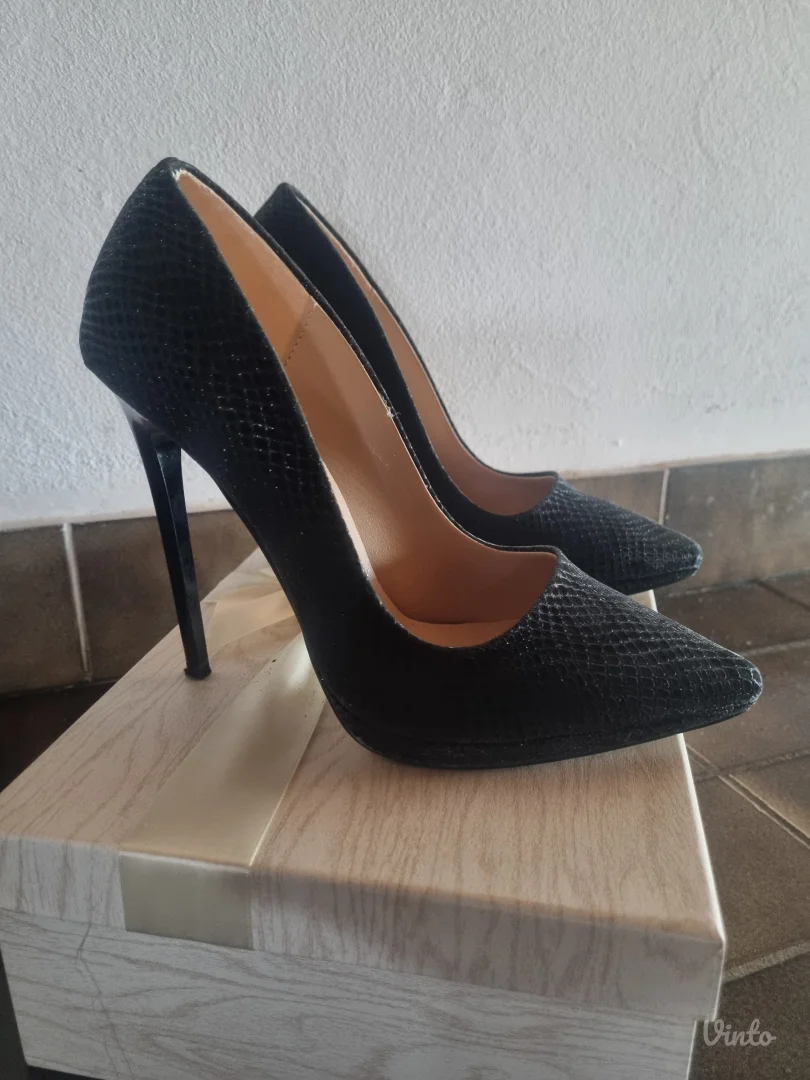 Elegantne kroko salonke br.39