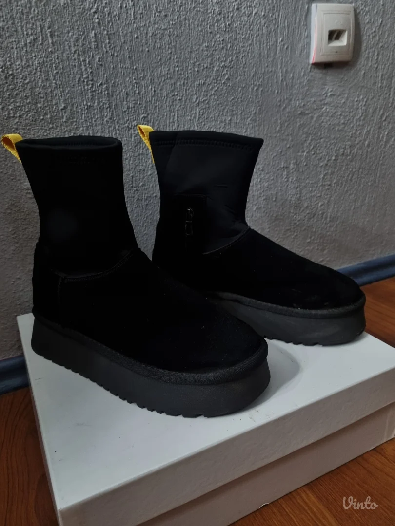 Ugg Classic Dipper br.39