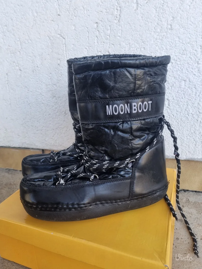 Zenske cizme snegarice br.39