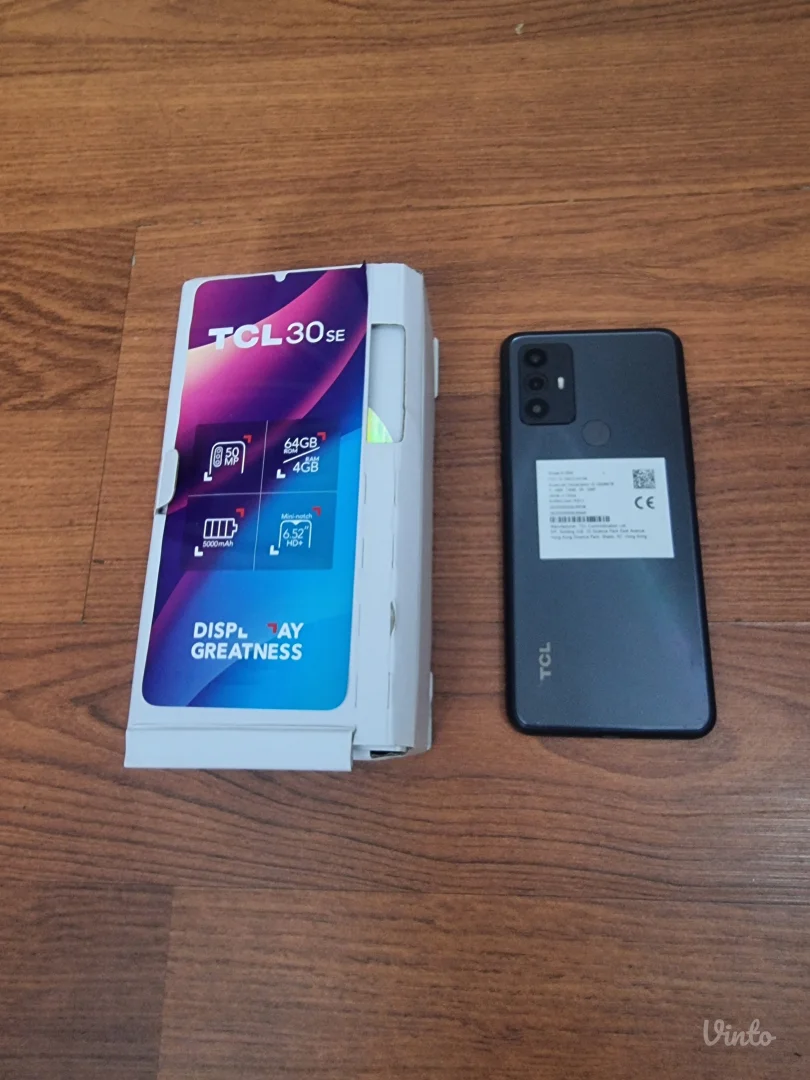 Mobilni telefon TLC30 SE