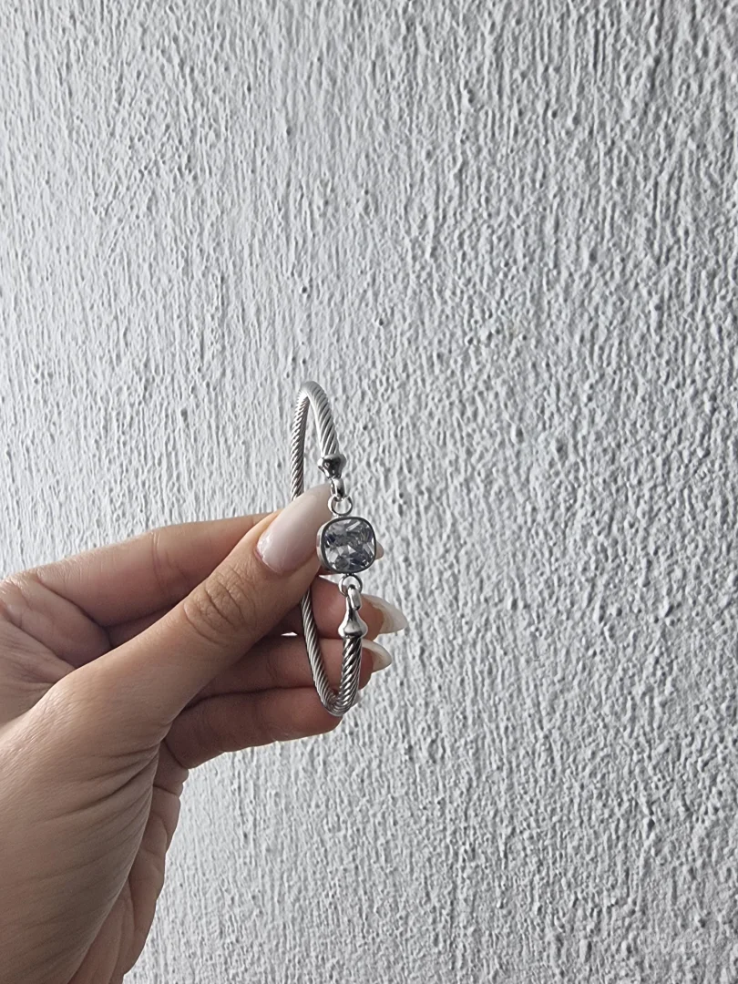 Daniel Klein srebrna narukvica